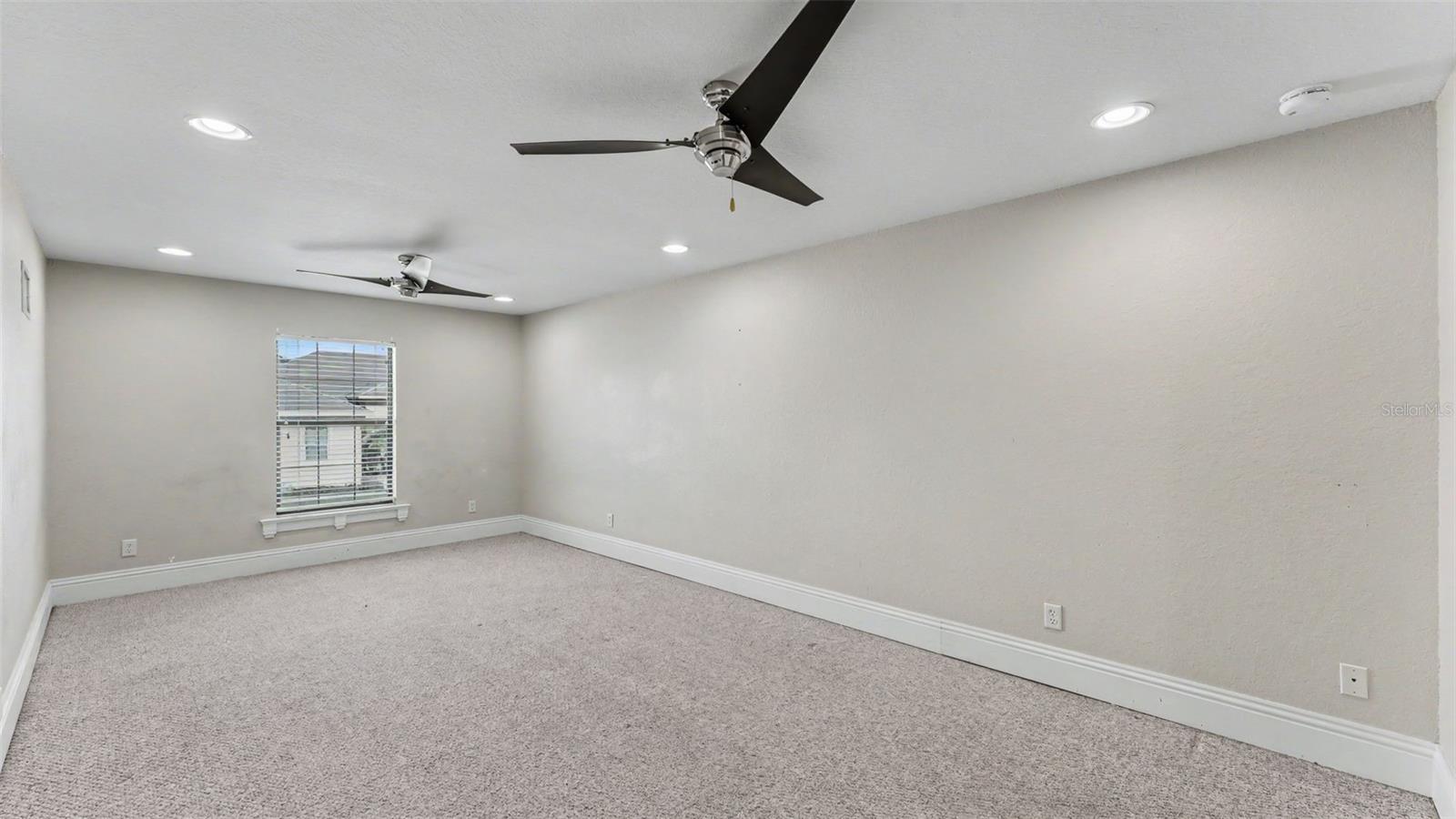 KINSLEY COURT - Residential