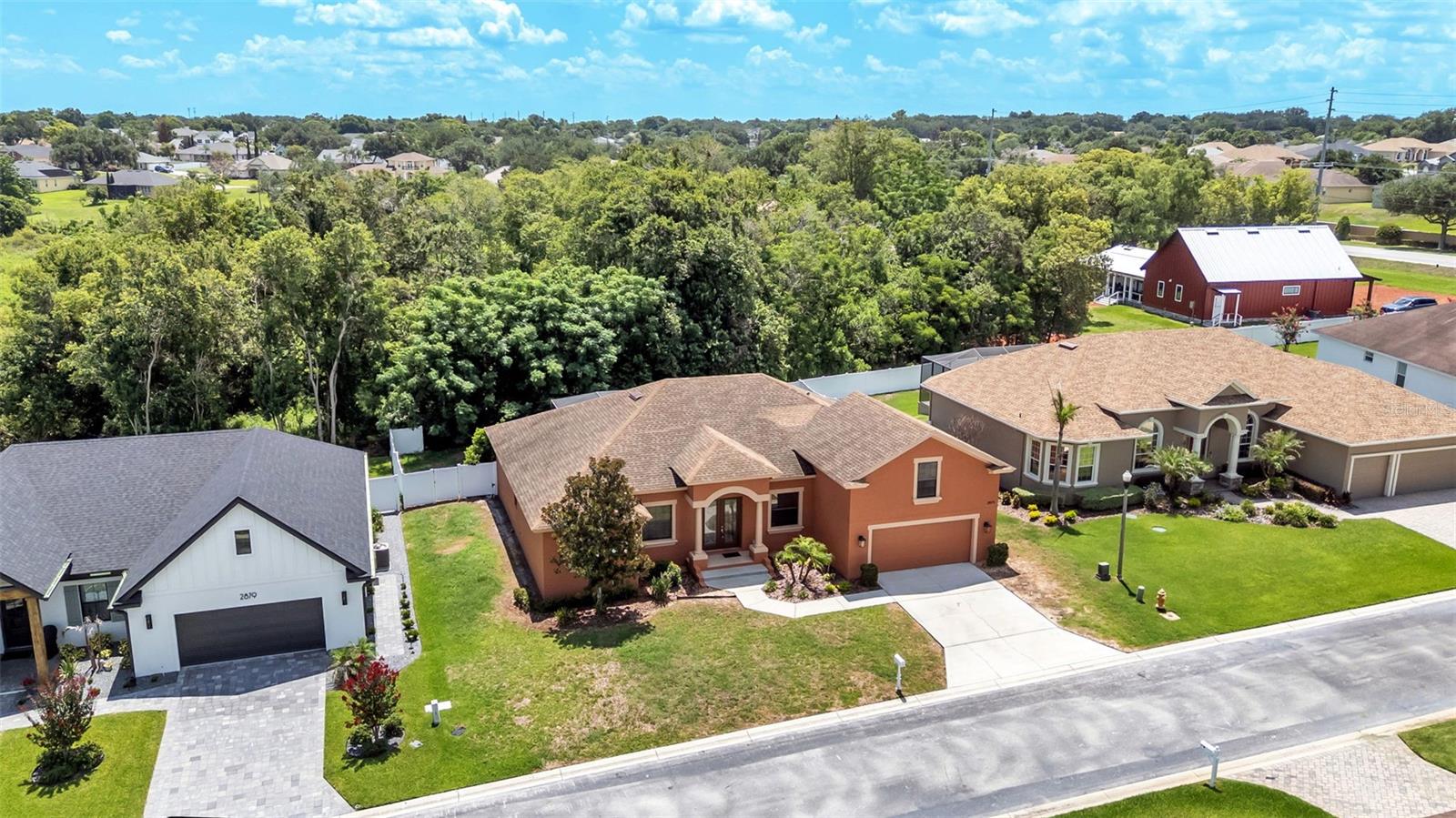 KINSLEY COURT - Residential