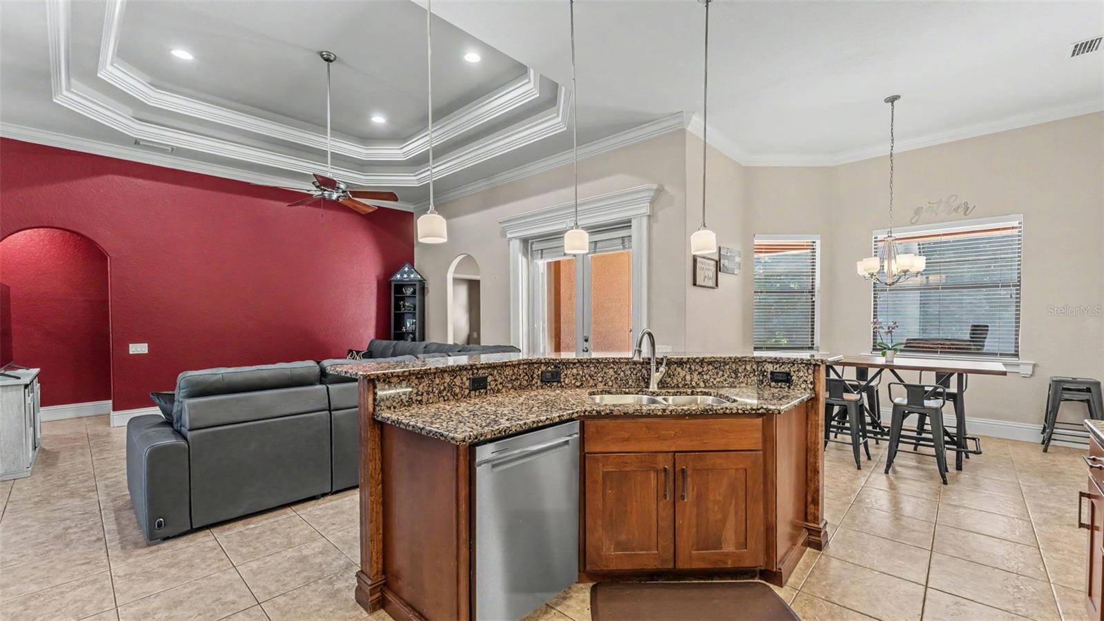 KINSLEY COURT - Residential