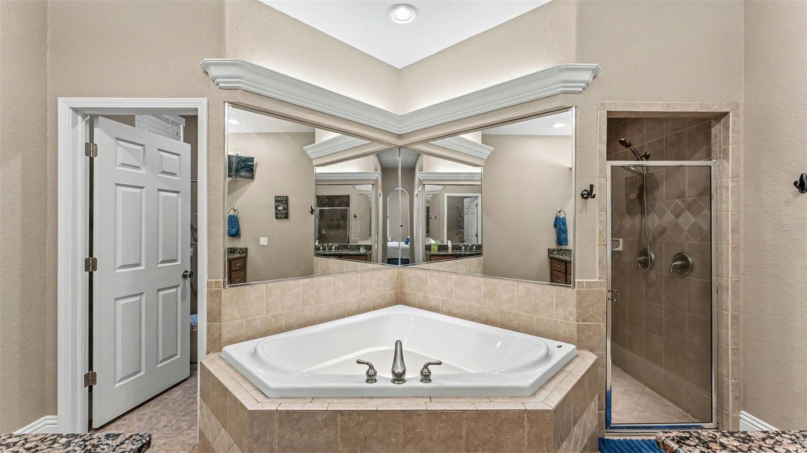 KINSLEY COURT - Residential