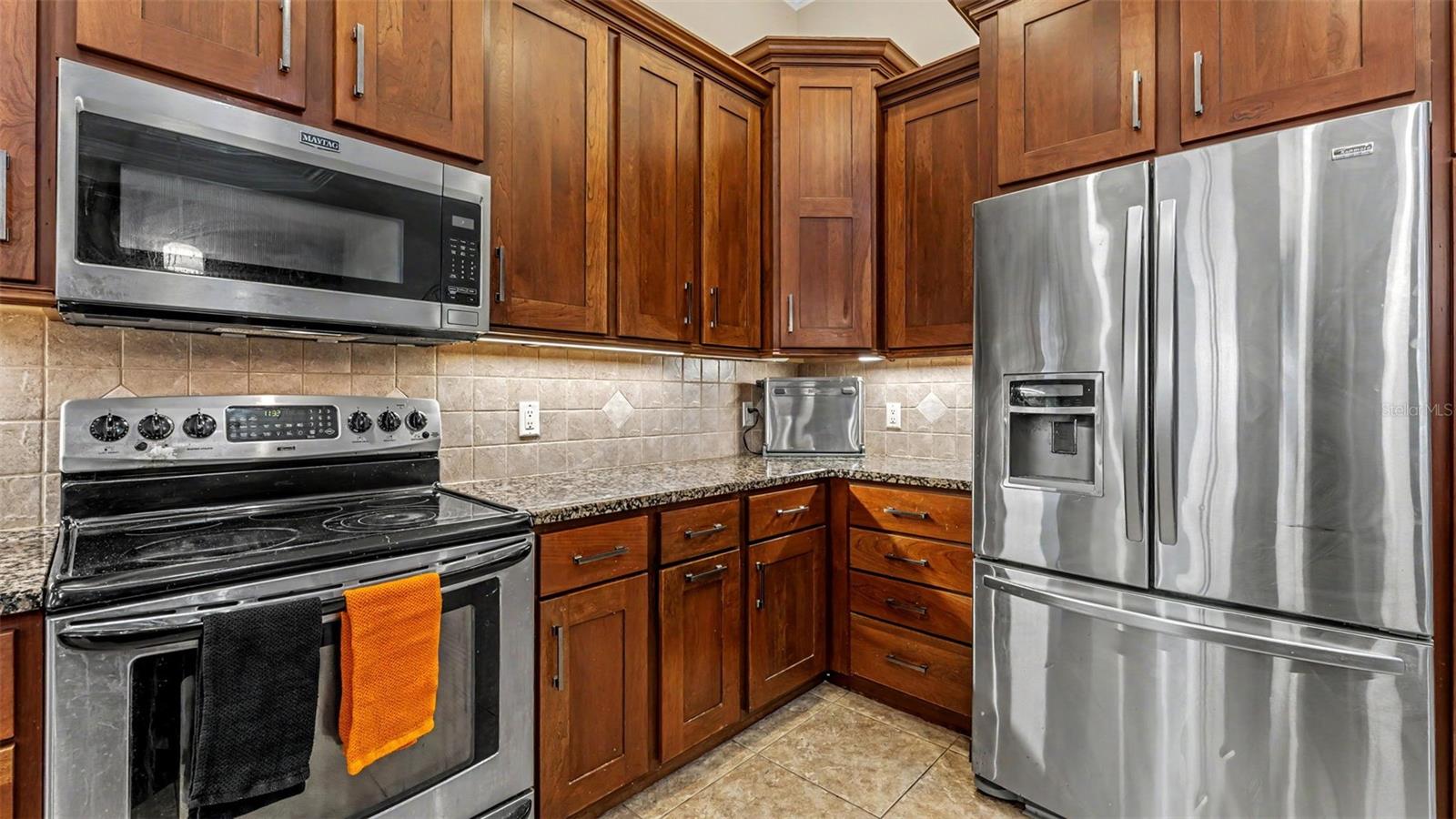 KINSLEY COURT - Residential
