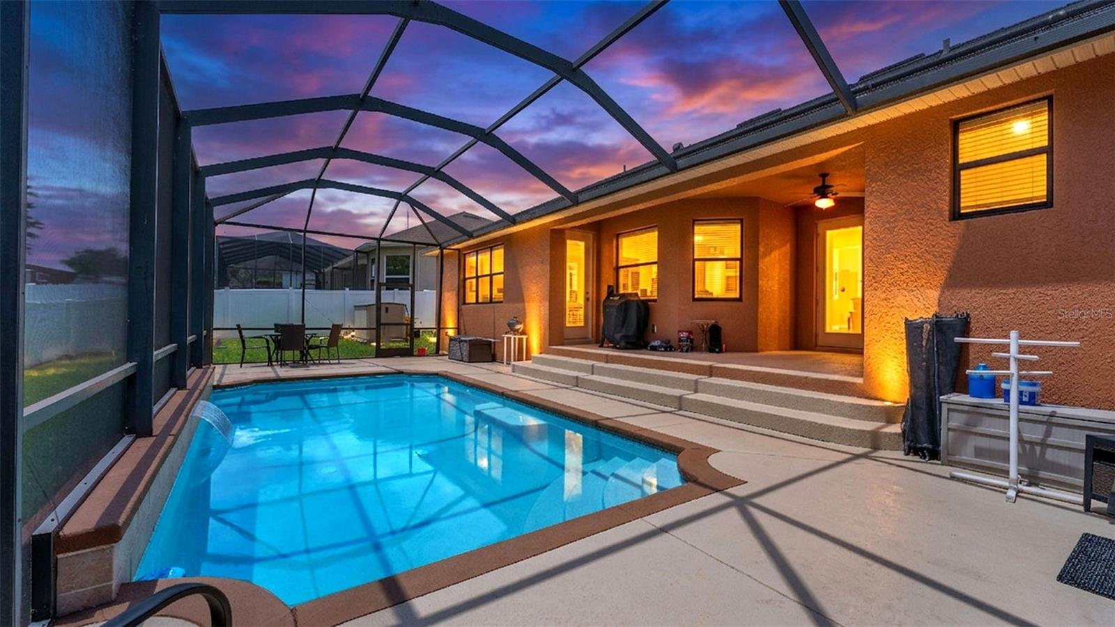 KINSLEY COURT - Residential