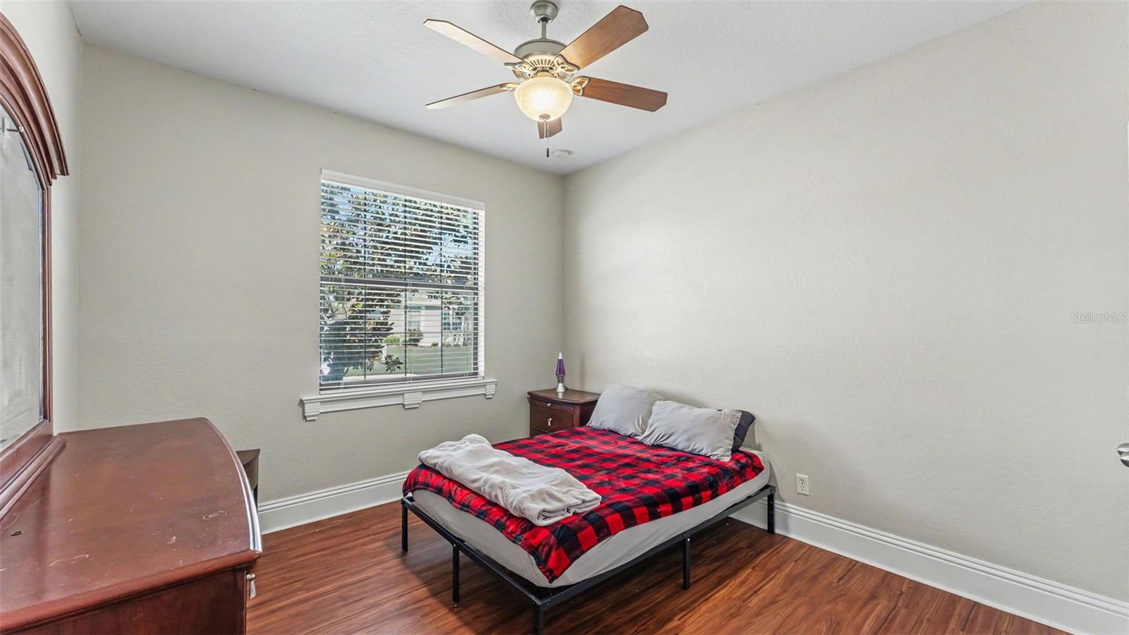 KINSLEY COURT - Residential