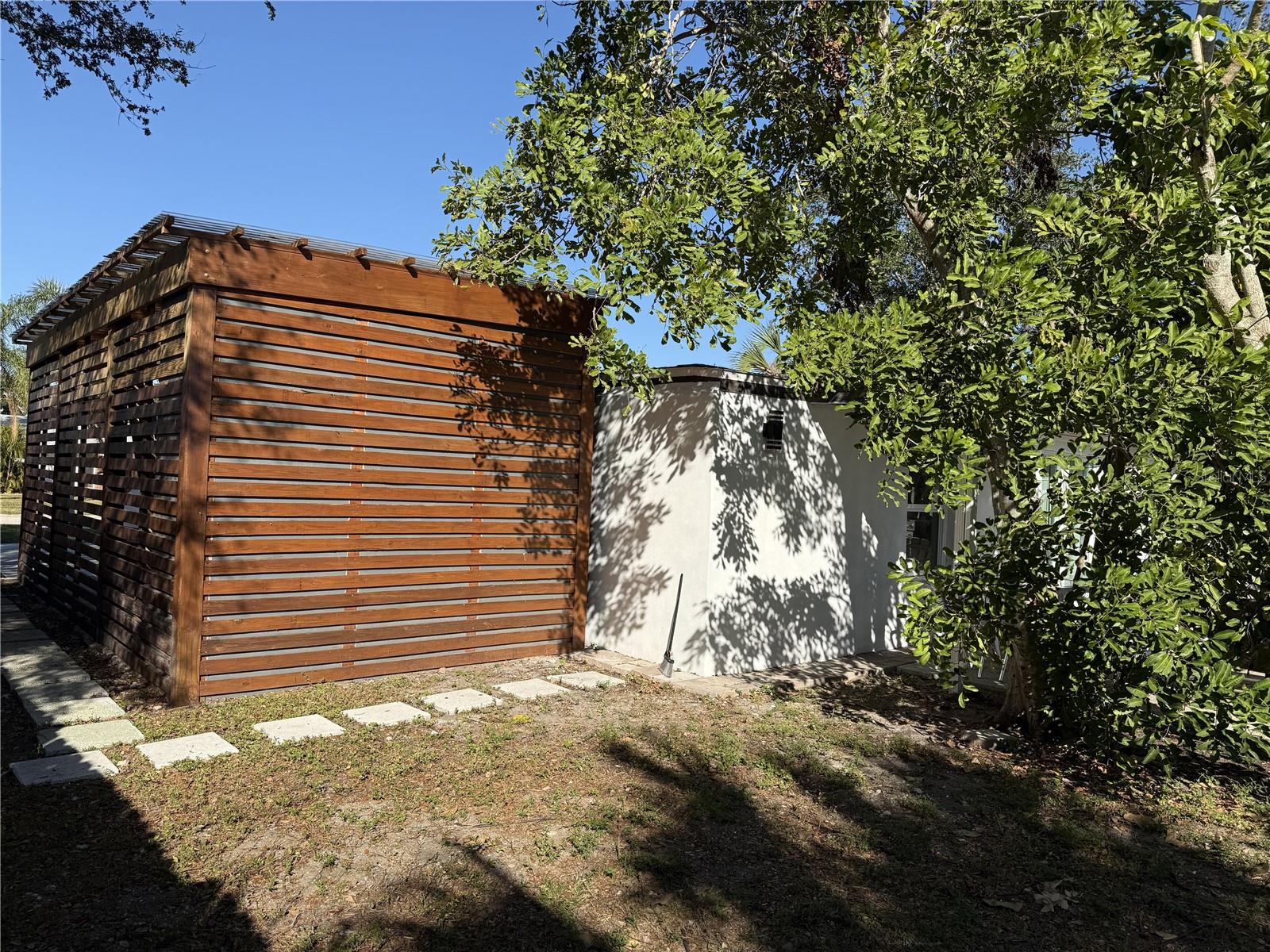 TANGELO PARK FIRST ADD - Residential