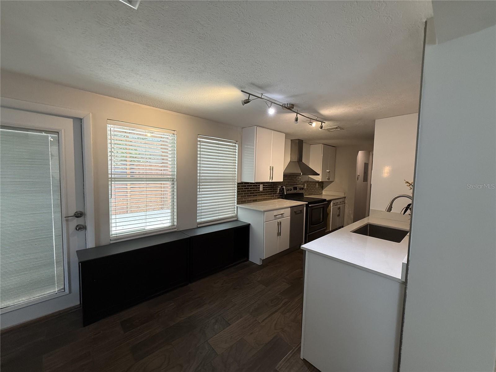 TANGELO PARK FIRST ADD - Residential
