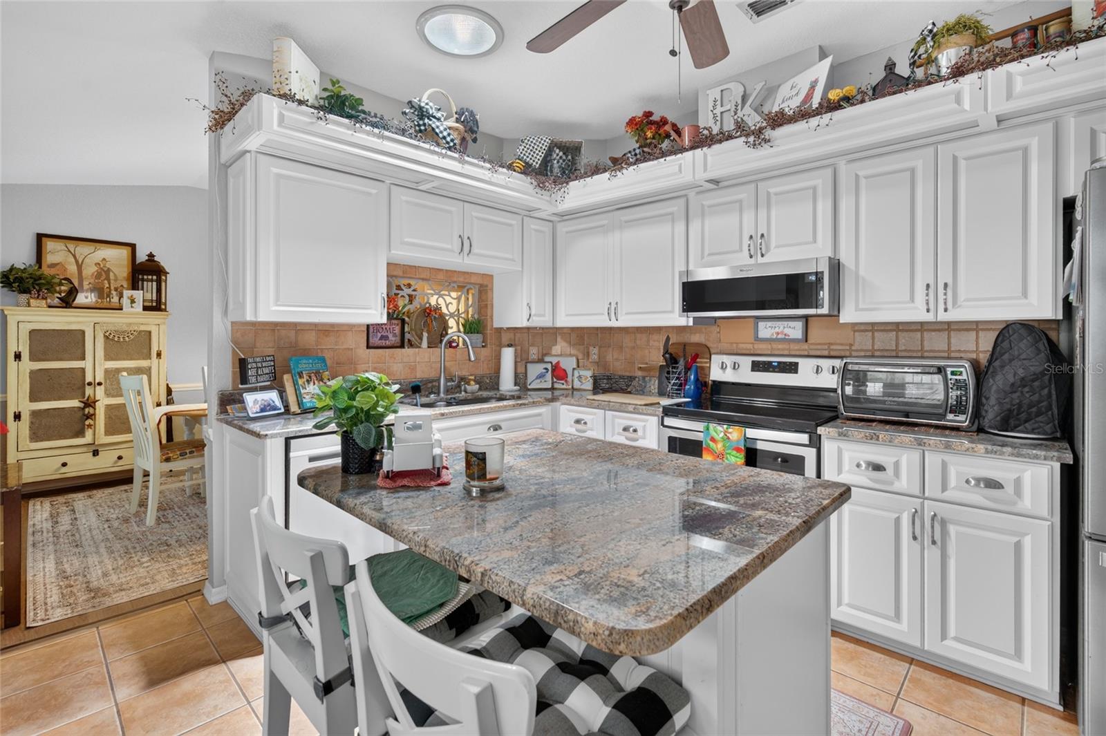 OAK RUN TIMBERGATE - Residential