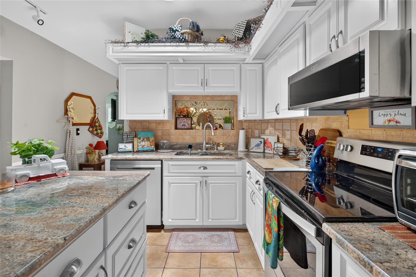 OAK RUN TIMBERGATE - Residential