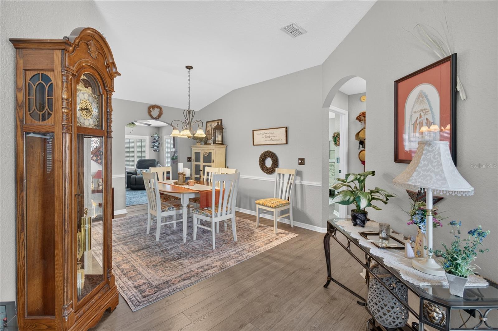 OAK RUN TIMBERGATE - Residential
