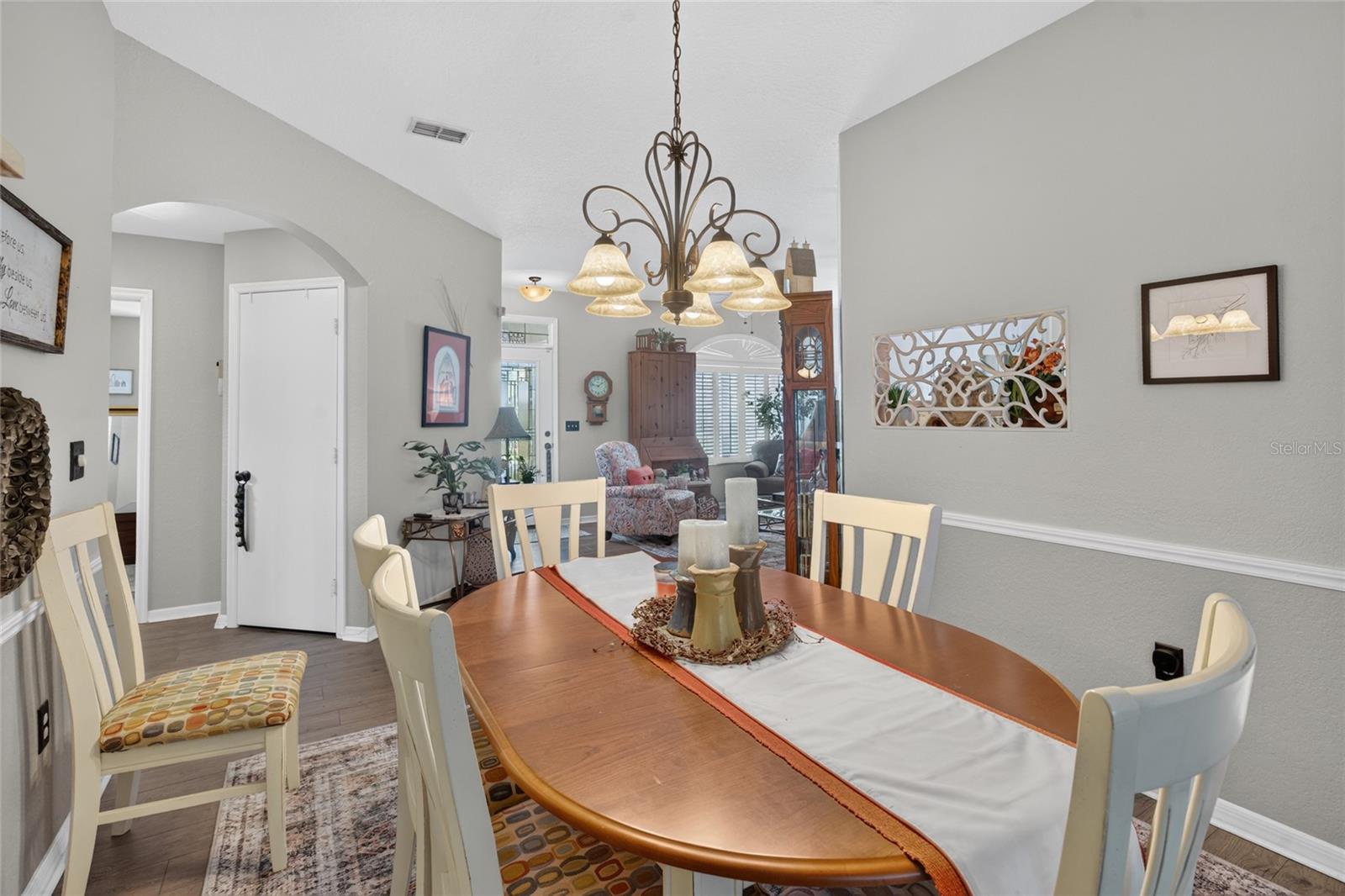 OAK RUN TIMBERGATE - Residential