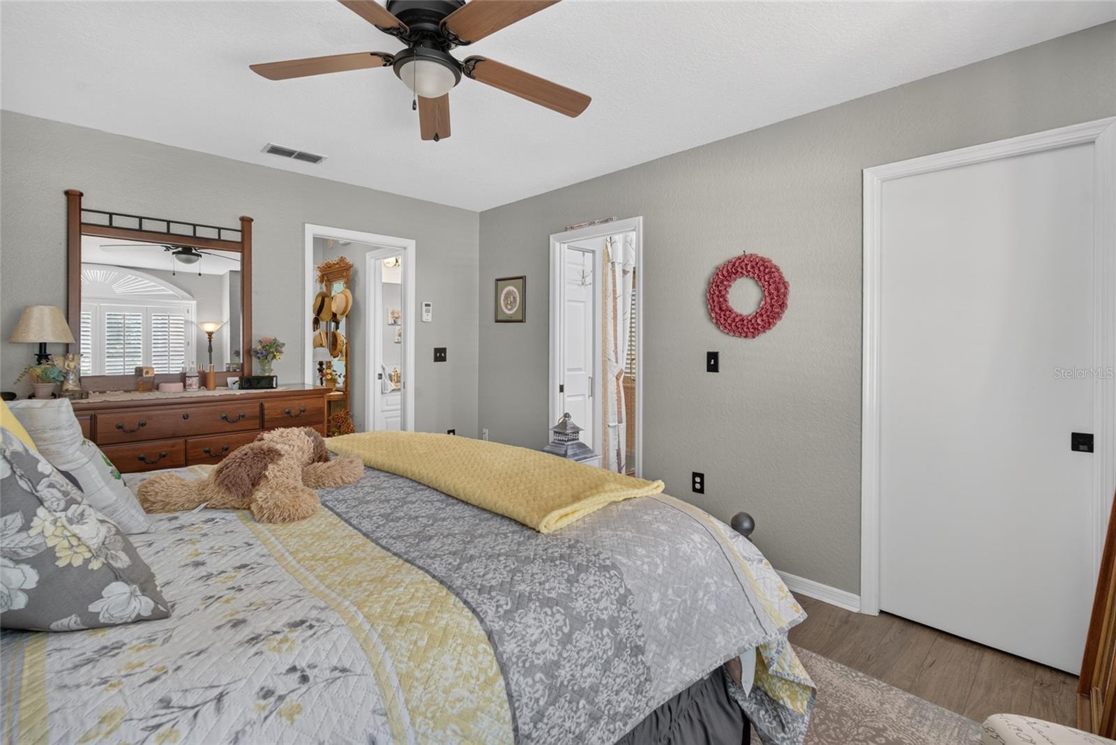 OAK RUN TIMBERGATE - Residential
