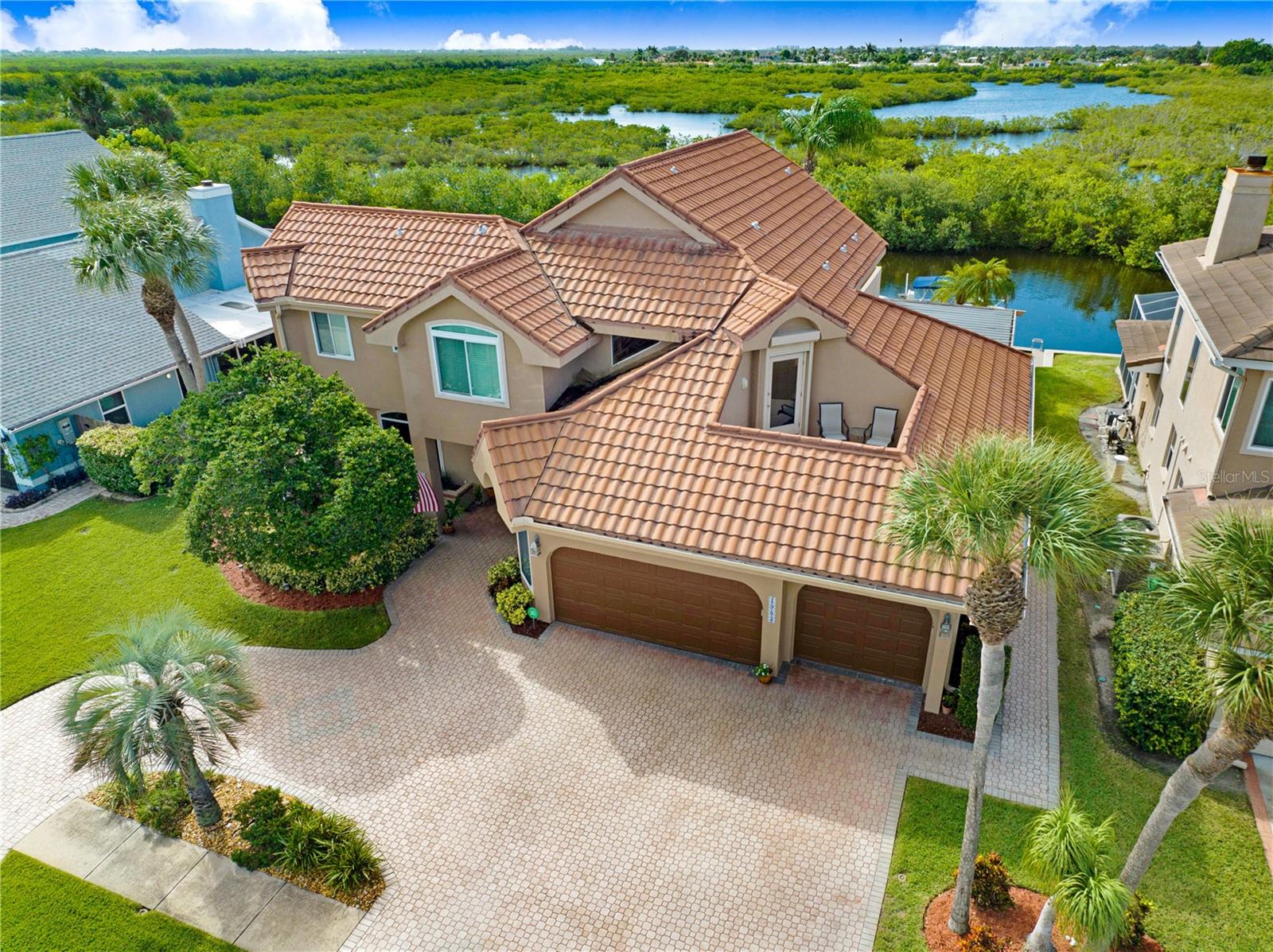 VILLA DE PALMAS SYKES COVE SEC 02 - Residential