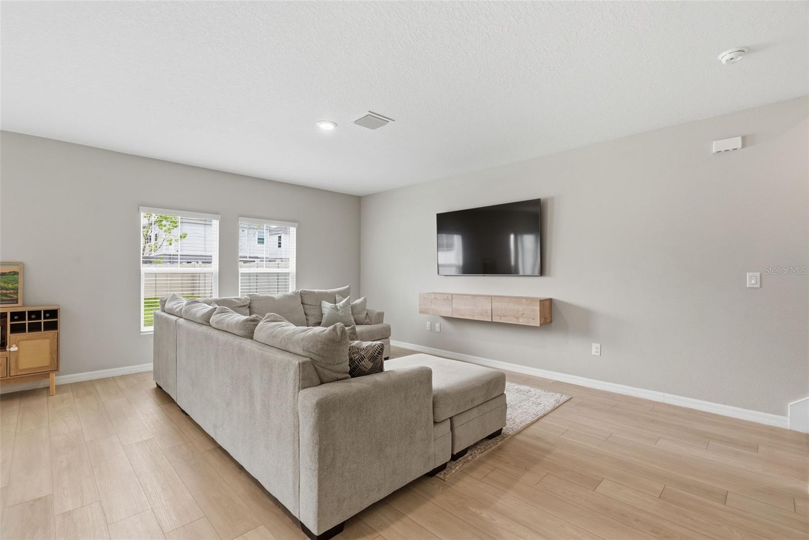 HAWKSTONE - Residential
