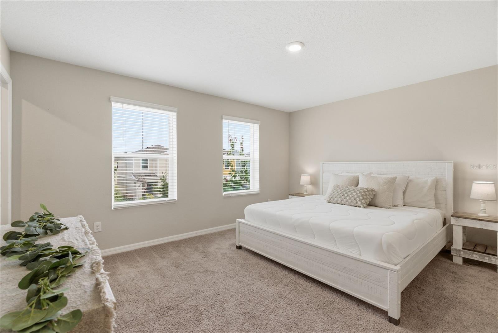 HAWKSTONE - Residential
