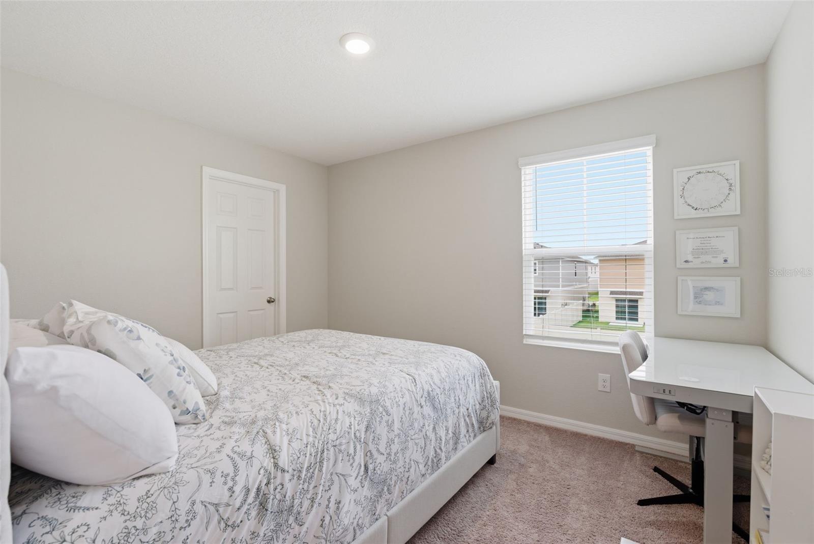 HAWKSTONE - Residential