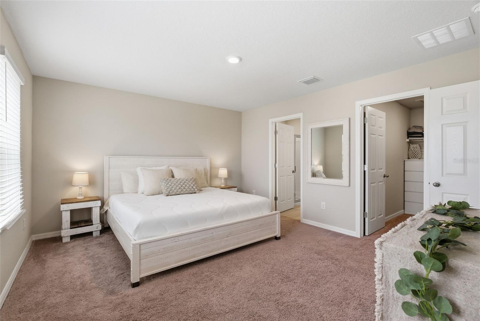 HAWKSTONE - Residential