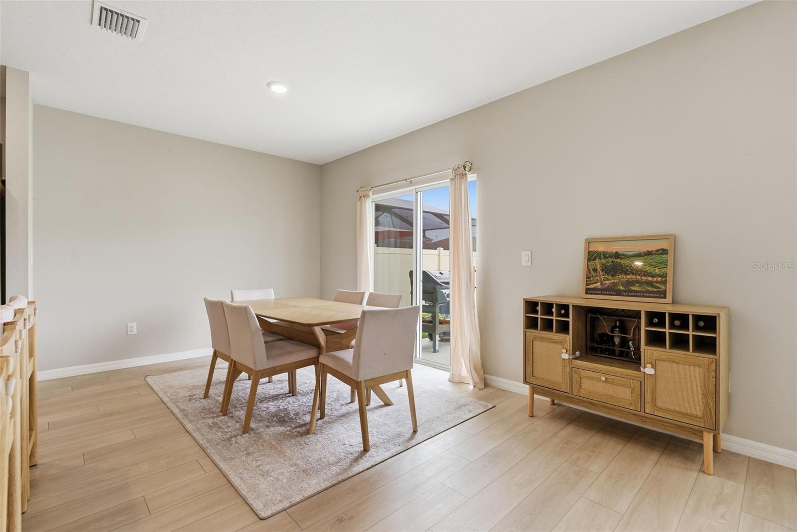 HAWKSTONE - Residential