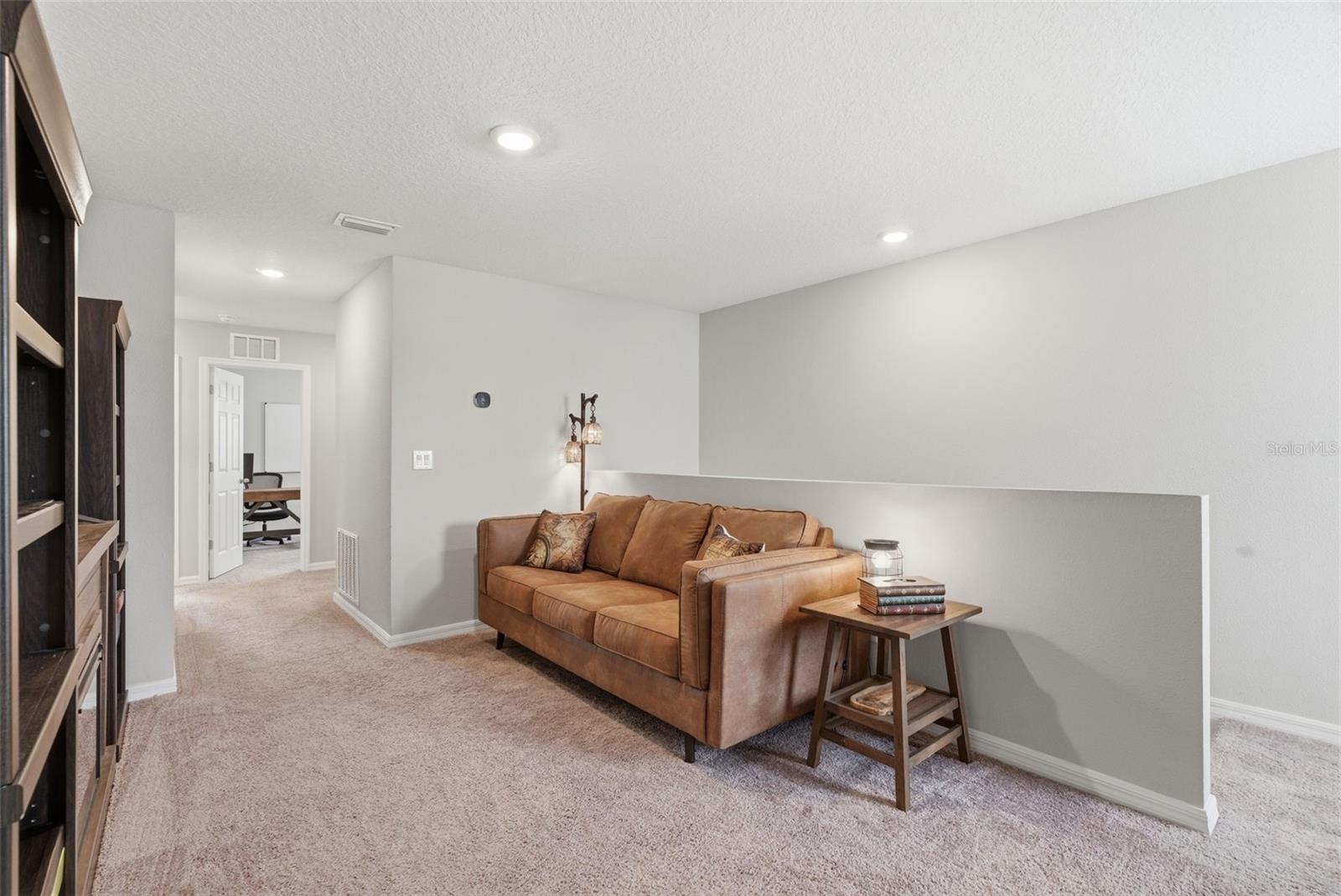 HAWKSTONE - Residential