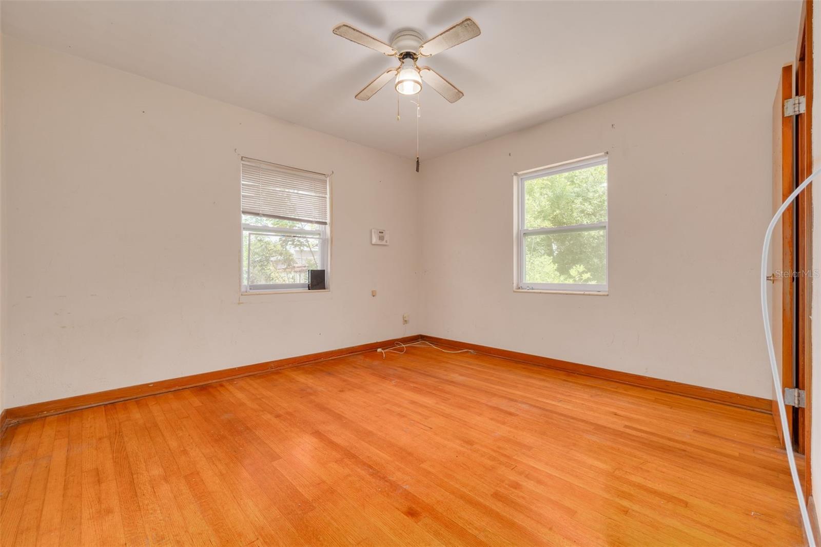 BAYOU HEIGHTS HANLONS - Residential