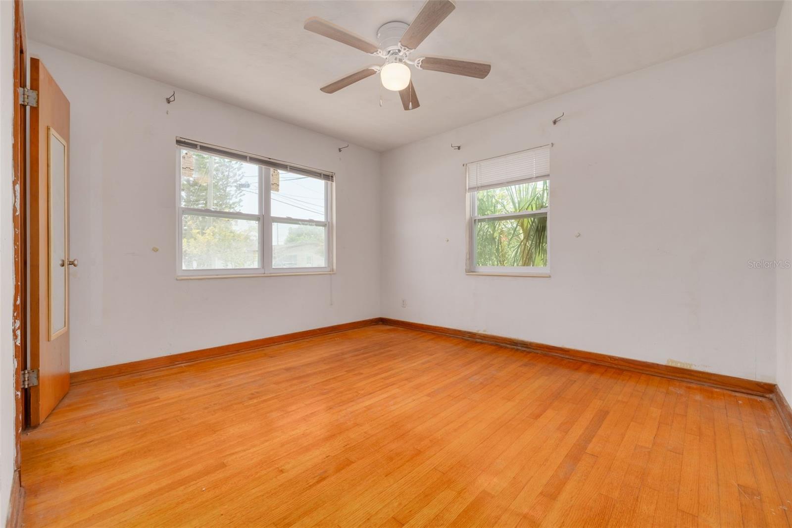BAYOU HEIGHTS HANLONS - Residential