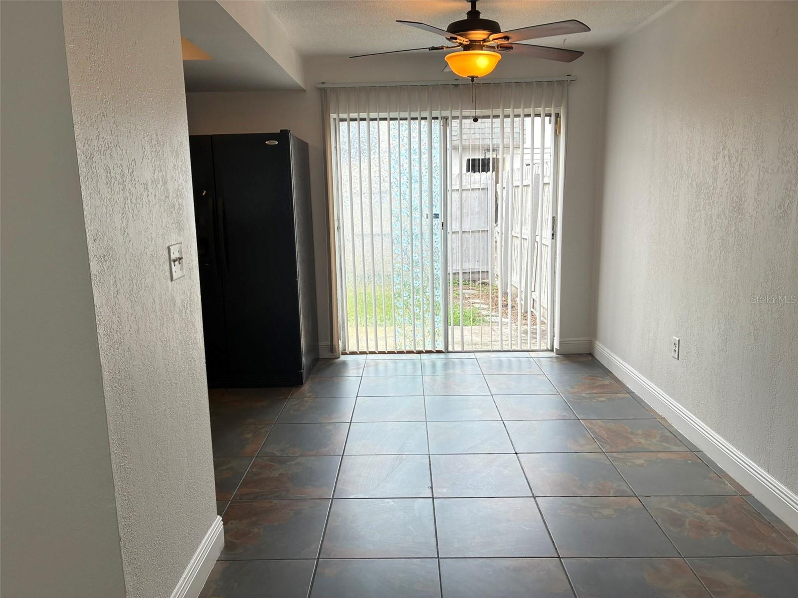 METRO/MICHIGAN PARK CONDO - Residential