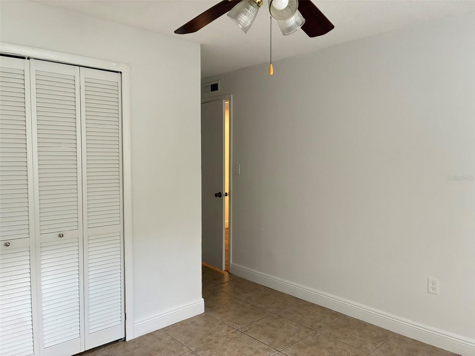 METRO/MICHIGAN PARK CONDO - Residential