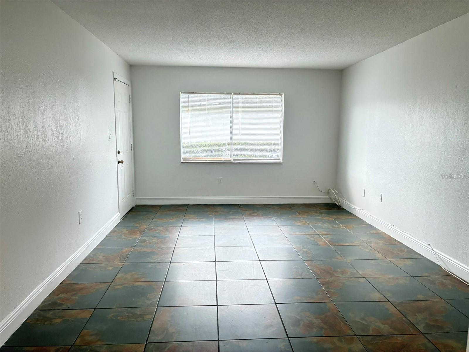 METRO/MICHIGAN PARK CONDO - Residential