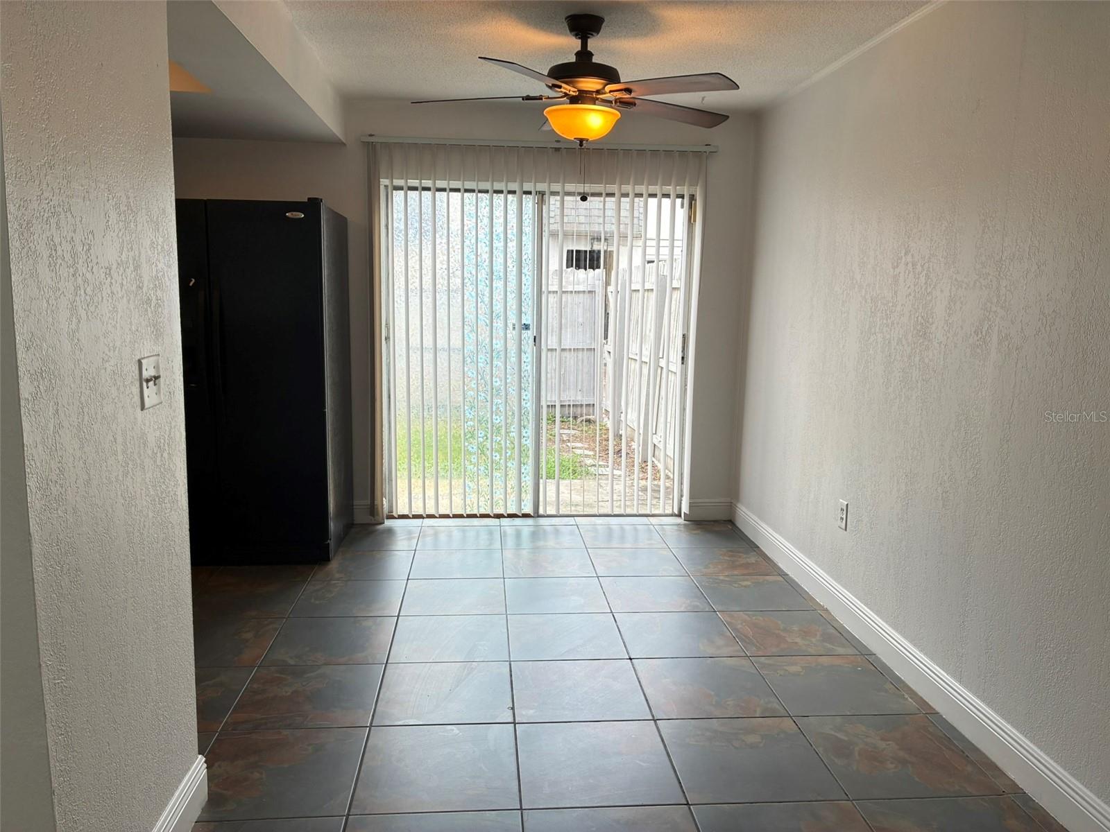 METRO/MICHIGAN PARK CONDO - Residential