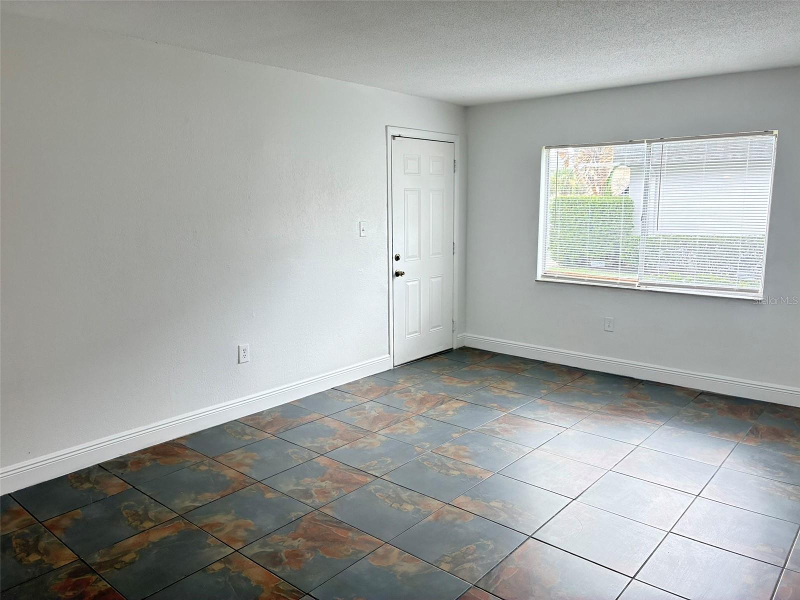 METRO/MICHIGAN PARK CONDO - Residential