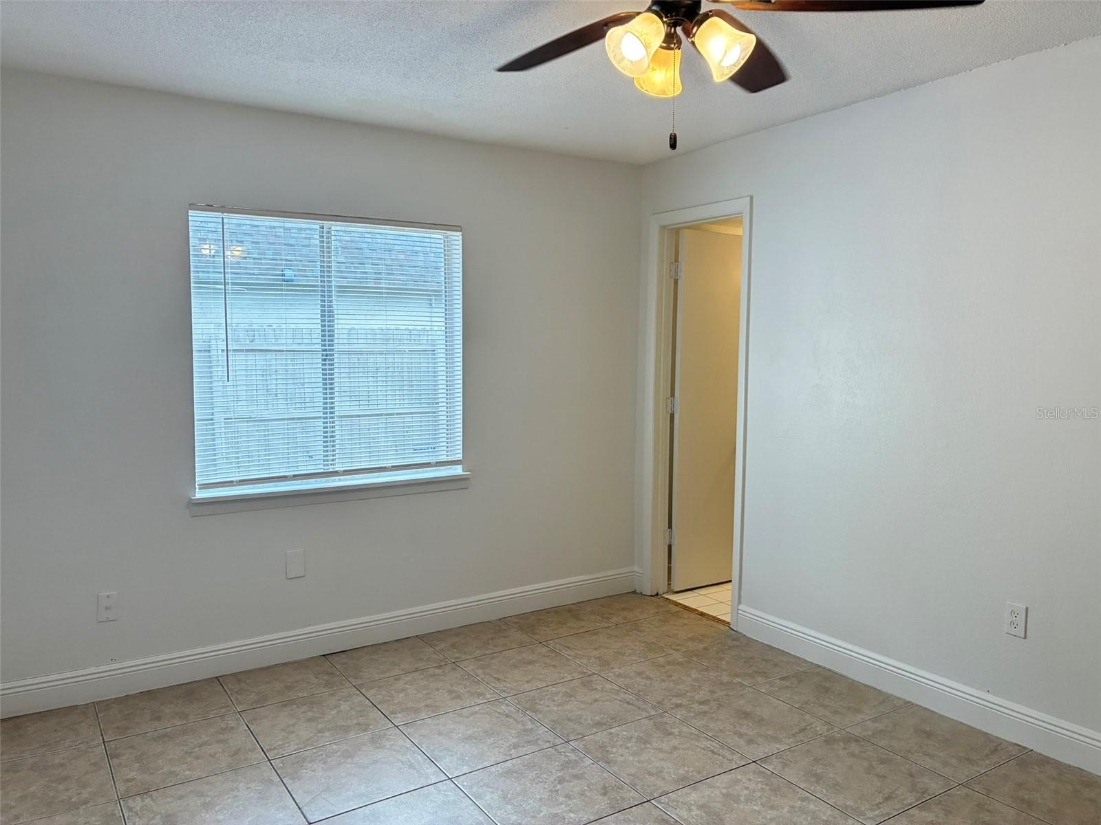 METRO/MICHIGAN PARK CONDO - Residential