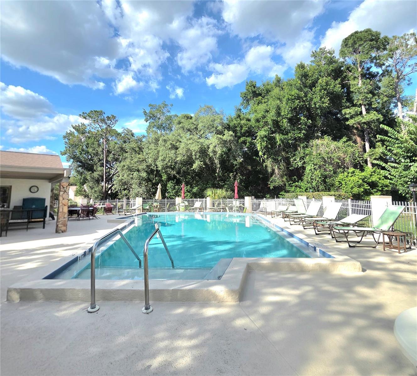 TIMBER PINES - Residential