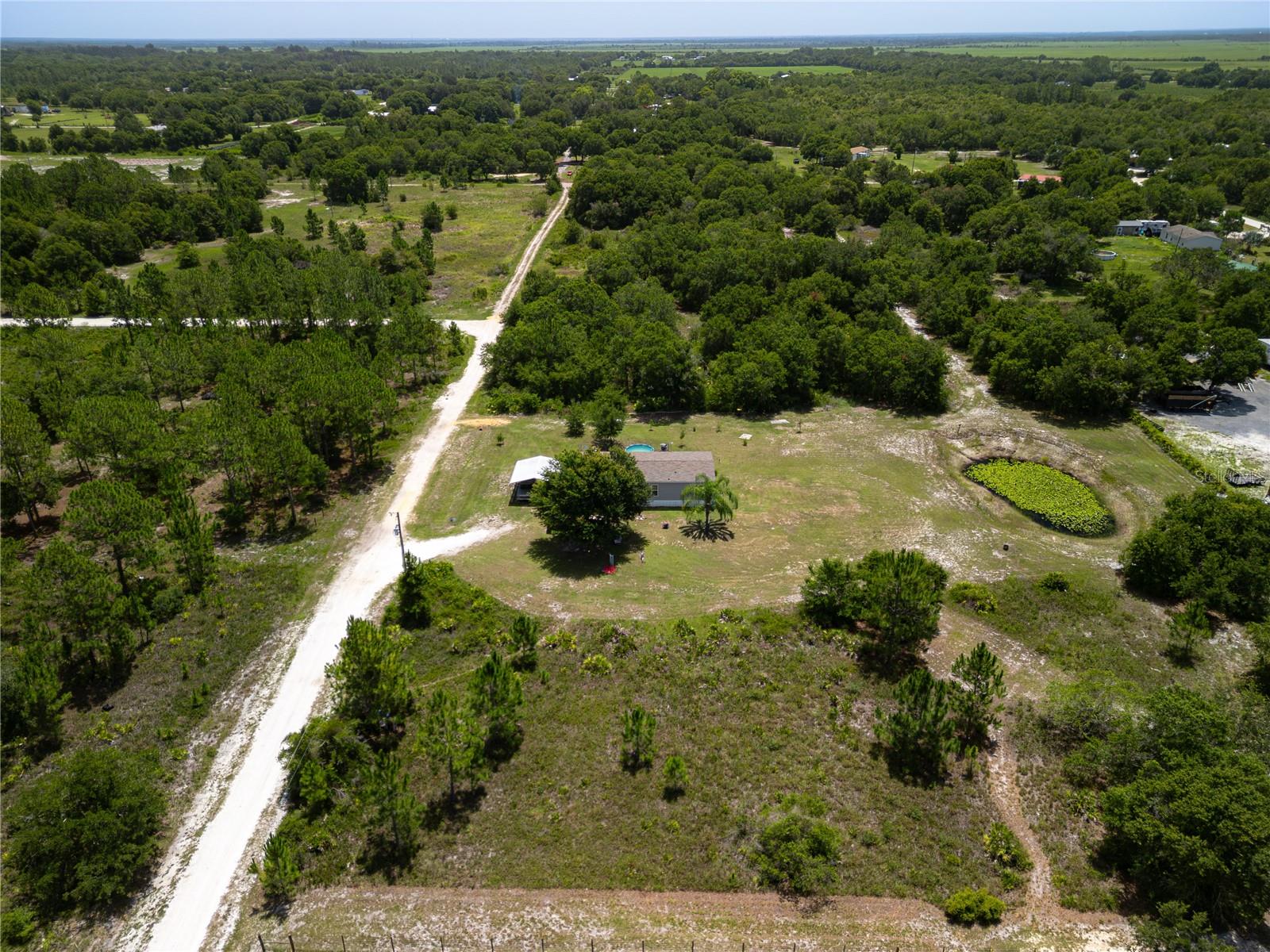 HOLIDAY LAKE ESTATE - Residential