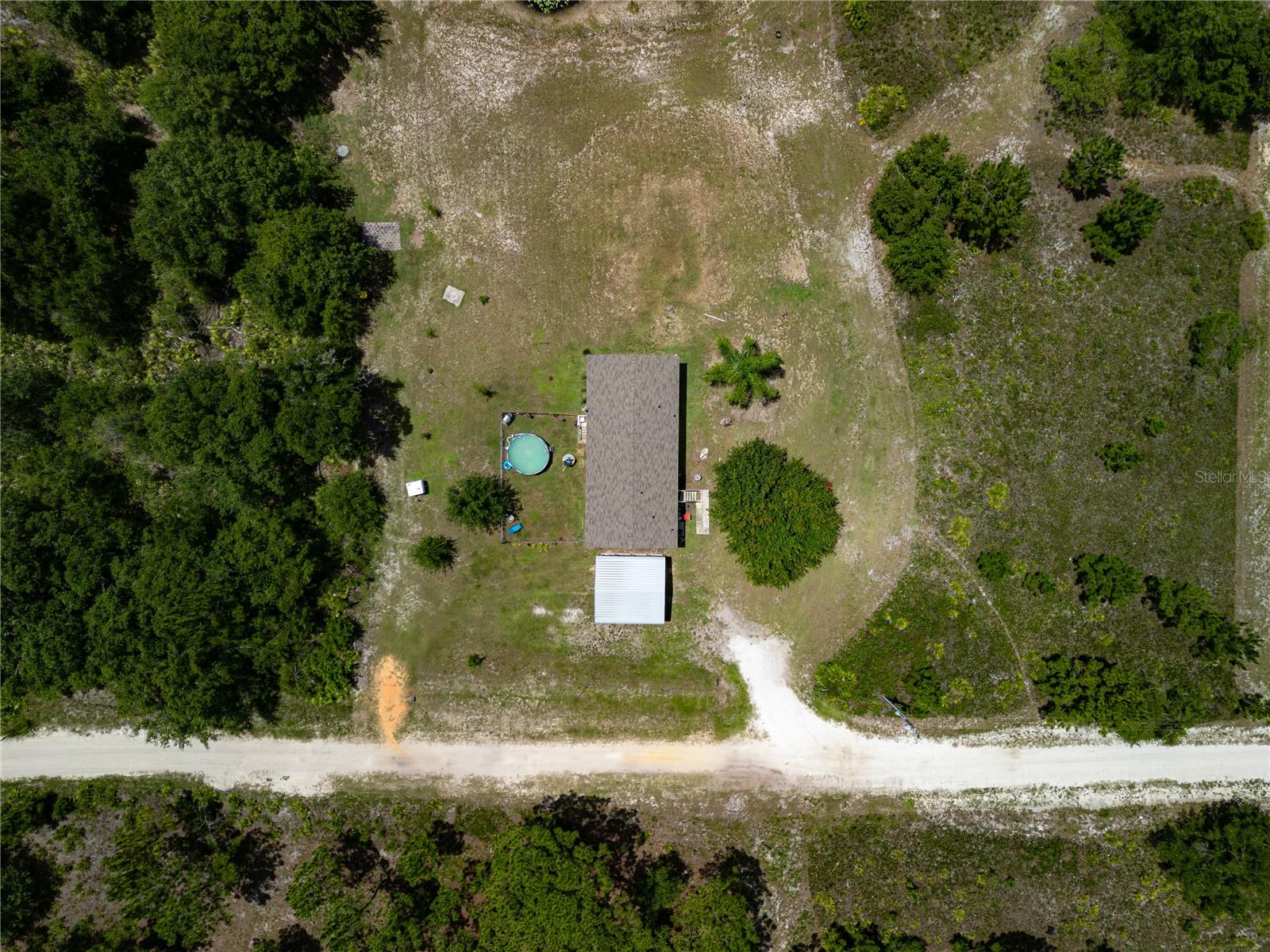 HOLIDAY LAKE ESTATE - Residential