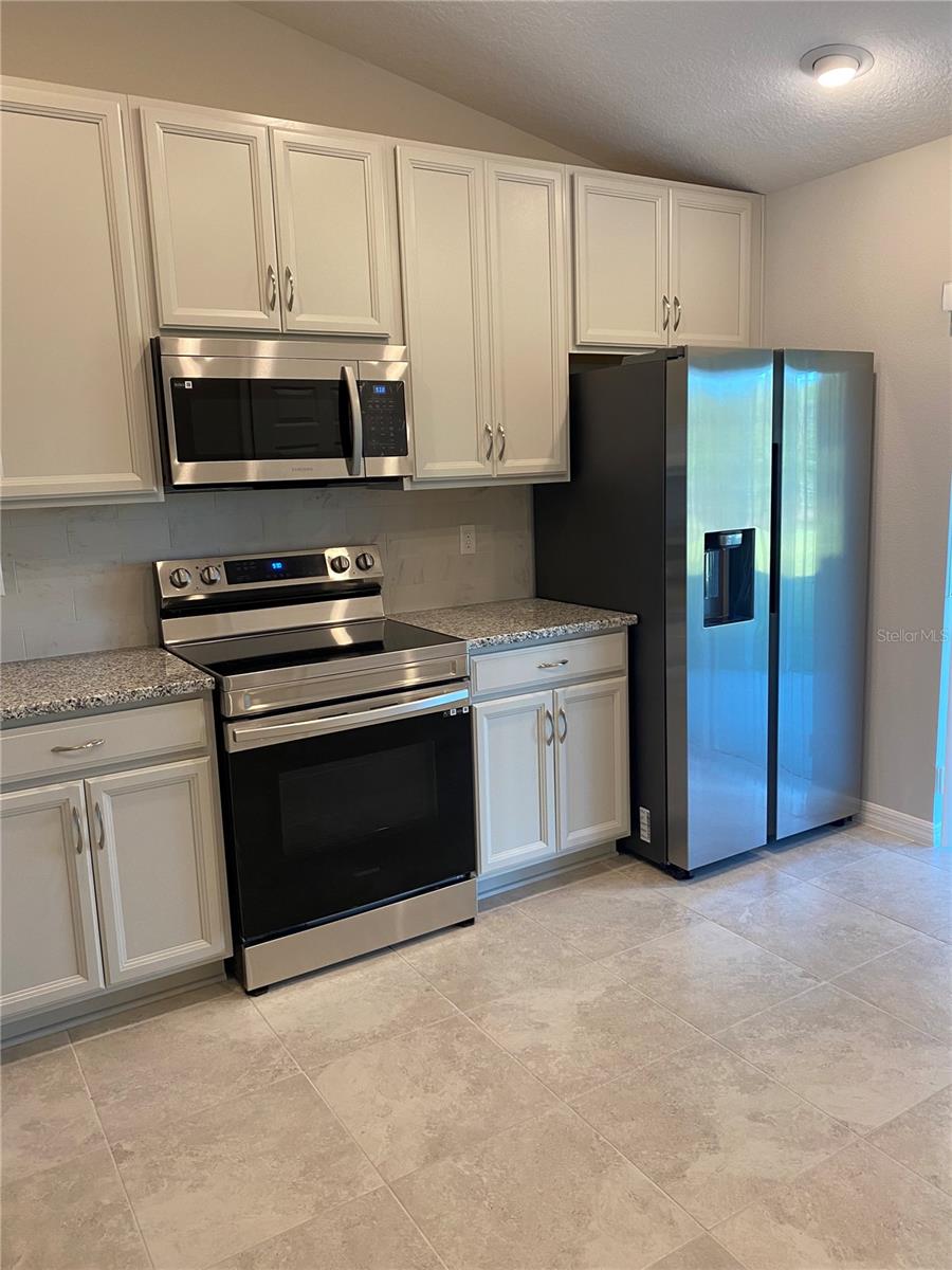 PALM COAST/EASTHAMPTON SEC 34 - Residential Income