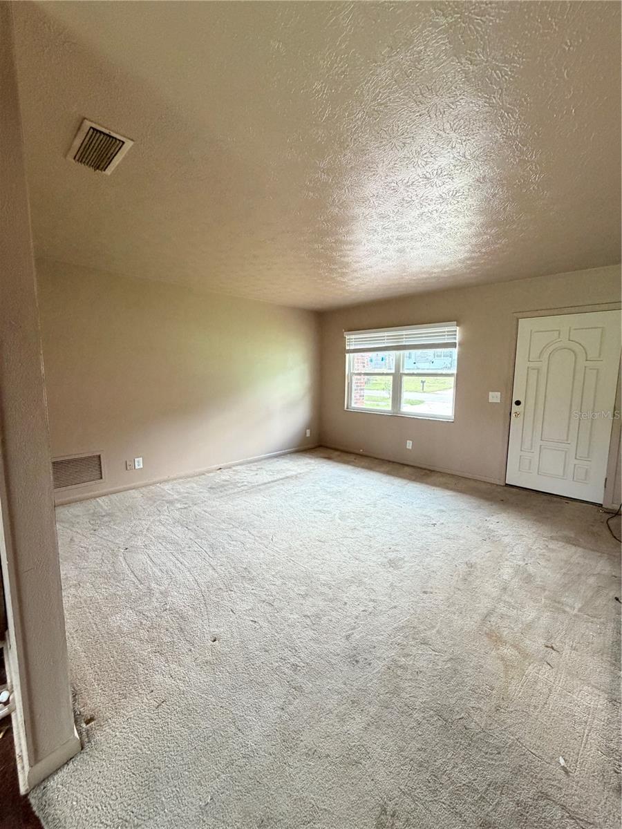 MEADOWBROOK - Residential