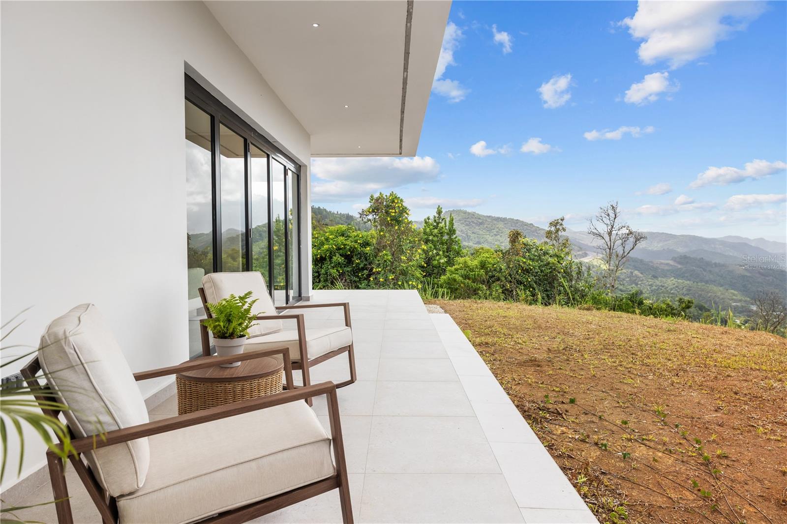 BO SUMIDO CARRETERA 7737 KM 1 6 CAYEY PUERTO RICO - Residential