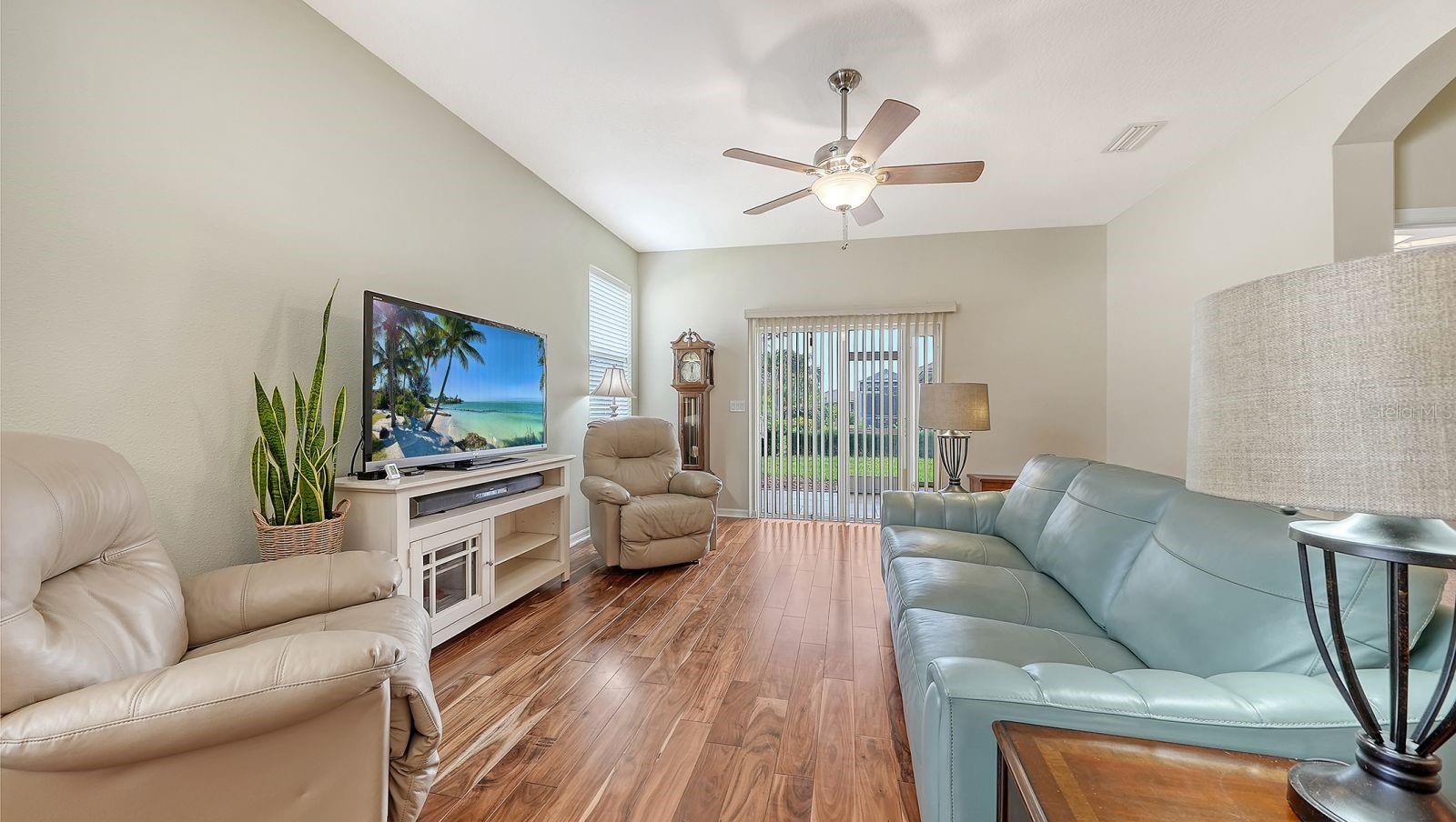 VENTURA VILLAGE - Residential