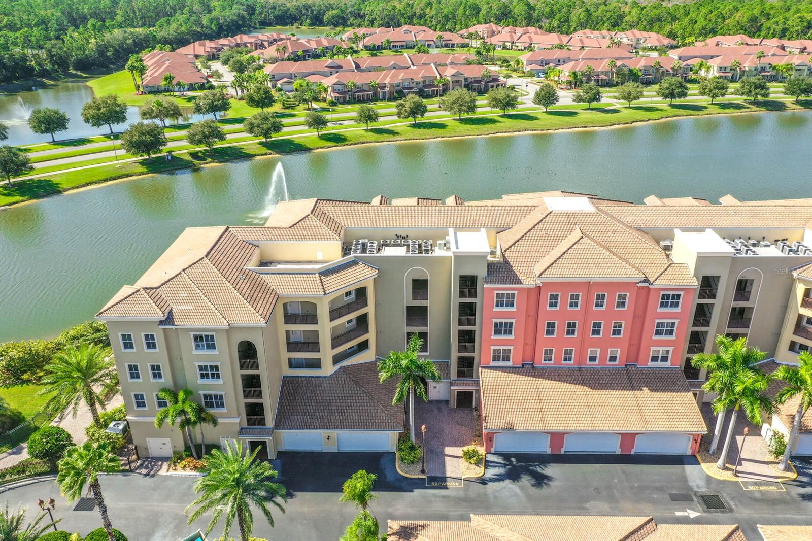 Tuscany Square 01 Condo - Residential