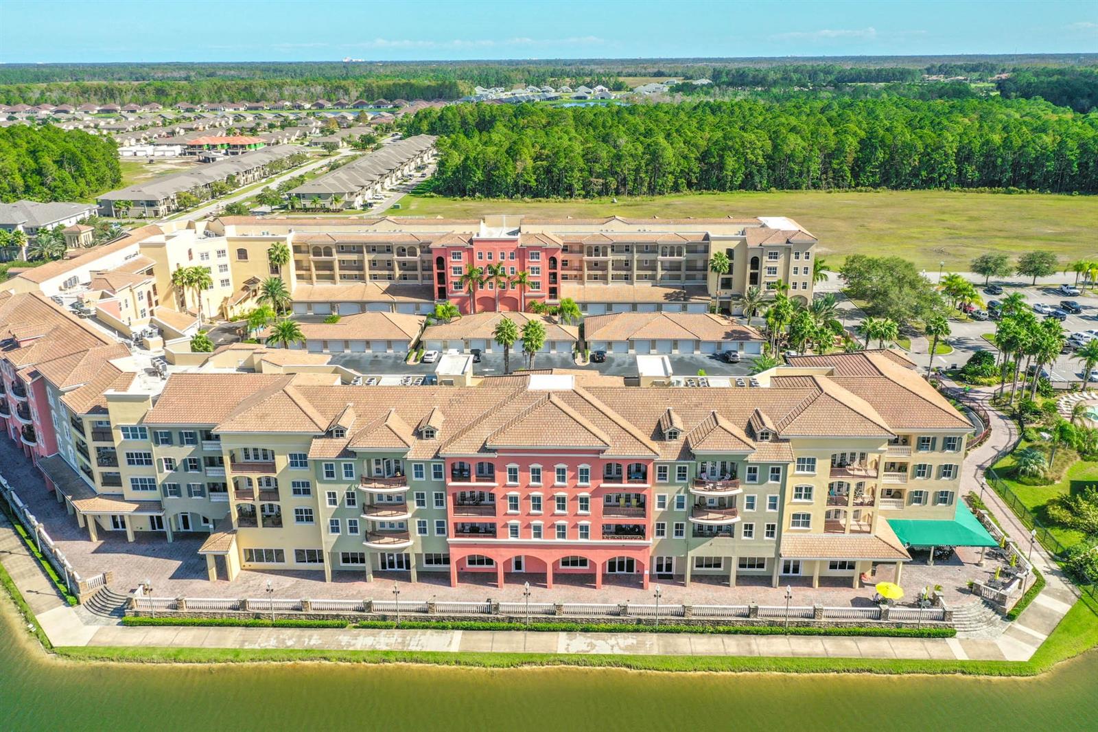 Tuscany Square 01 Condo - Residential