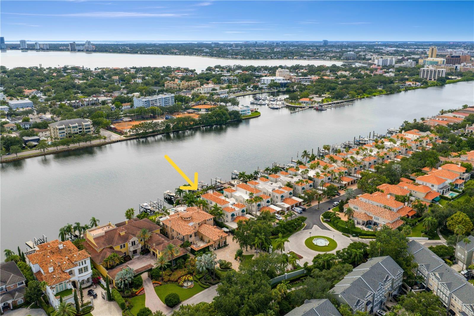 ST TROPEZ AT HARBOR ISLAND PHA - Residential