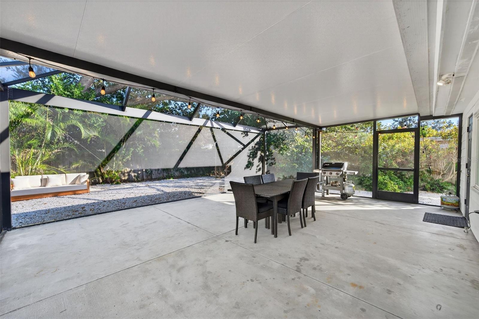 DENHAM ACRES - Residential