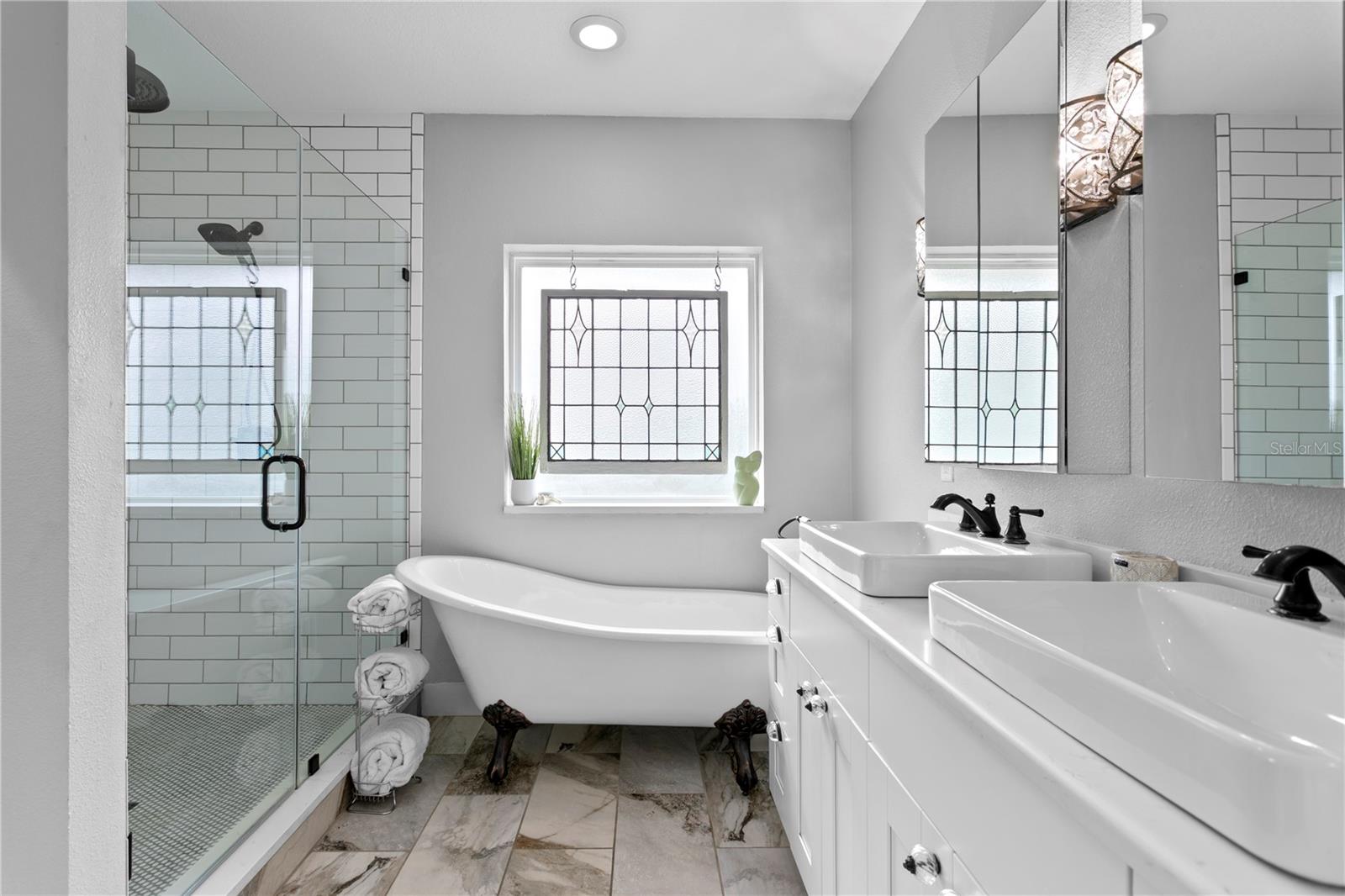 RIDGEWOOD PARK - Residential