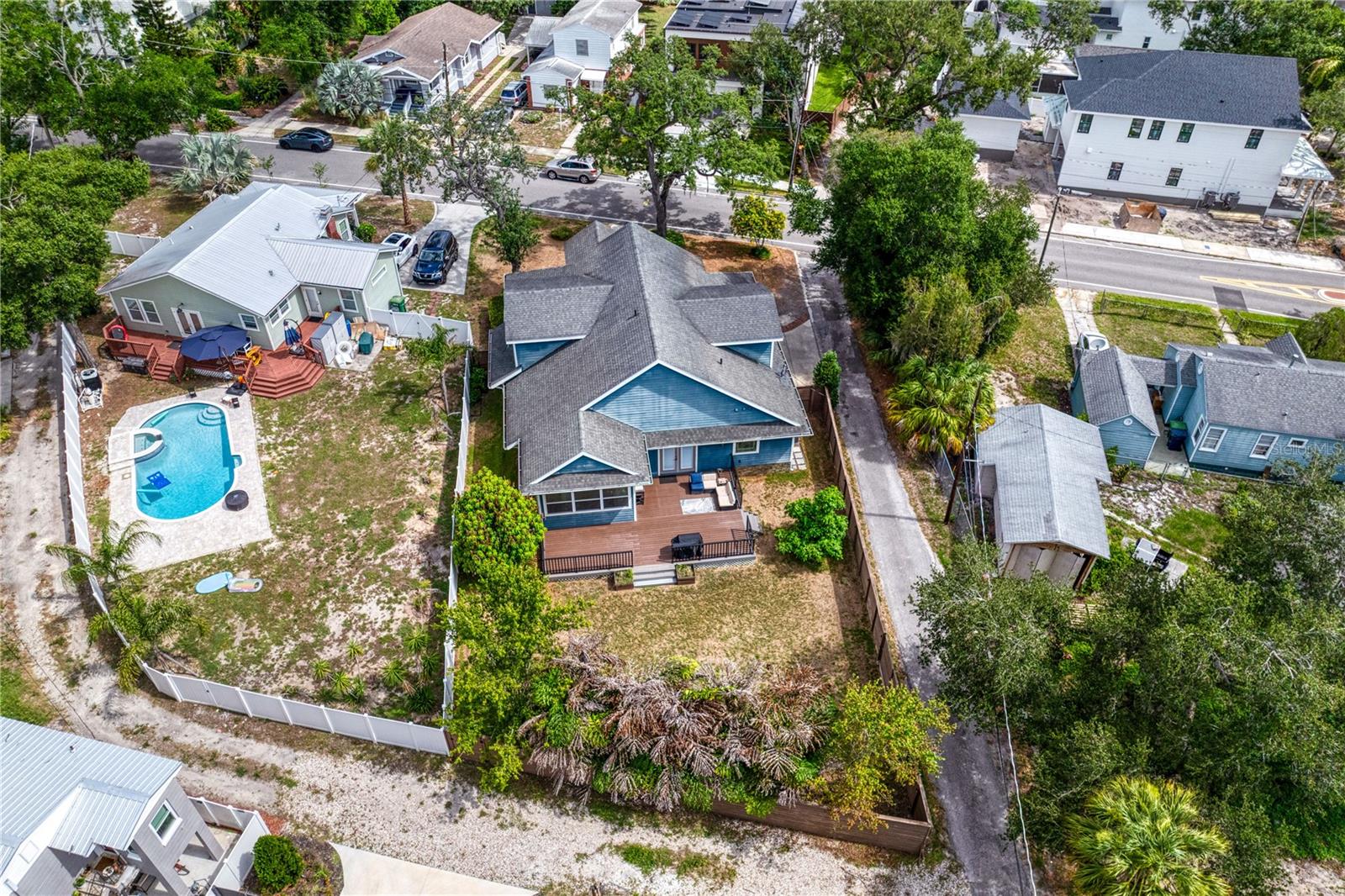 RIDGEWOOD PARK - Residential