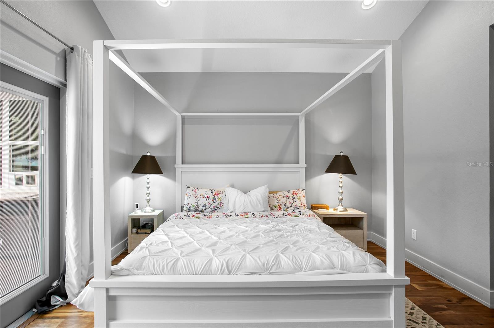 RIDGEWOOD PARK - Residential