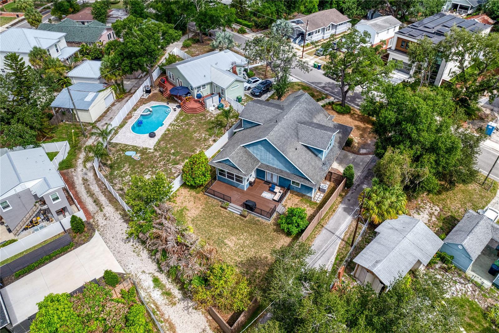 RIDGEWOOD PARK - Residential