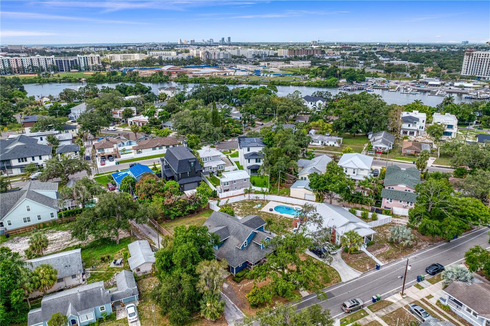 RIDGEWOOD PARK - Residential
