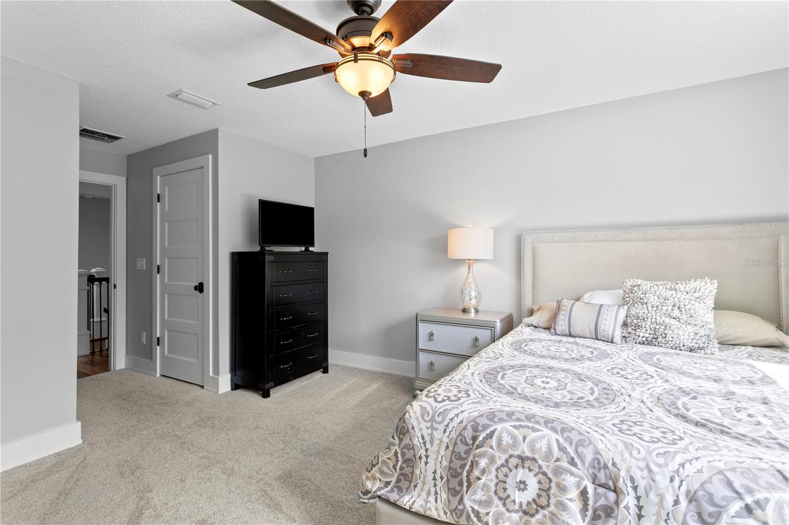 RIDGEWOOD PARK - Residential