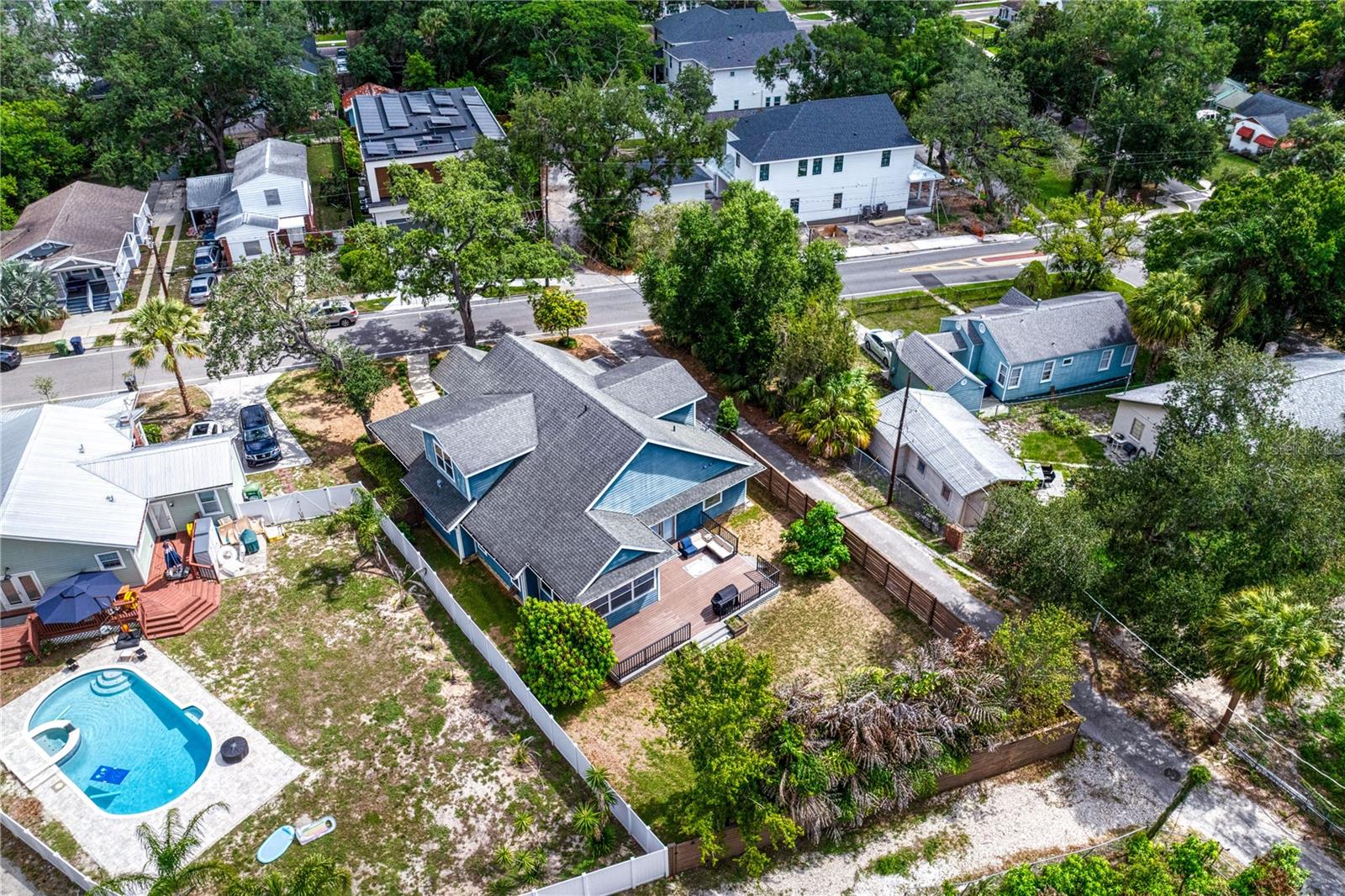 RIDGEWOOD PARK - Residential