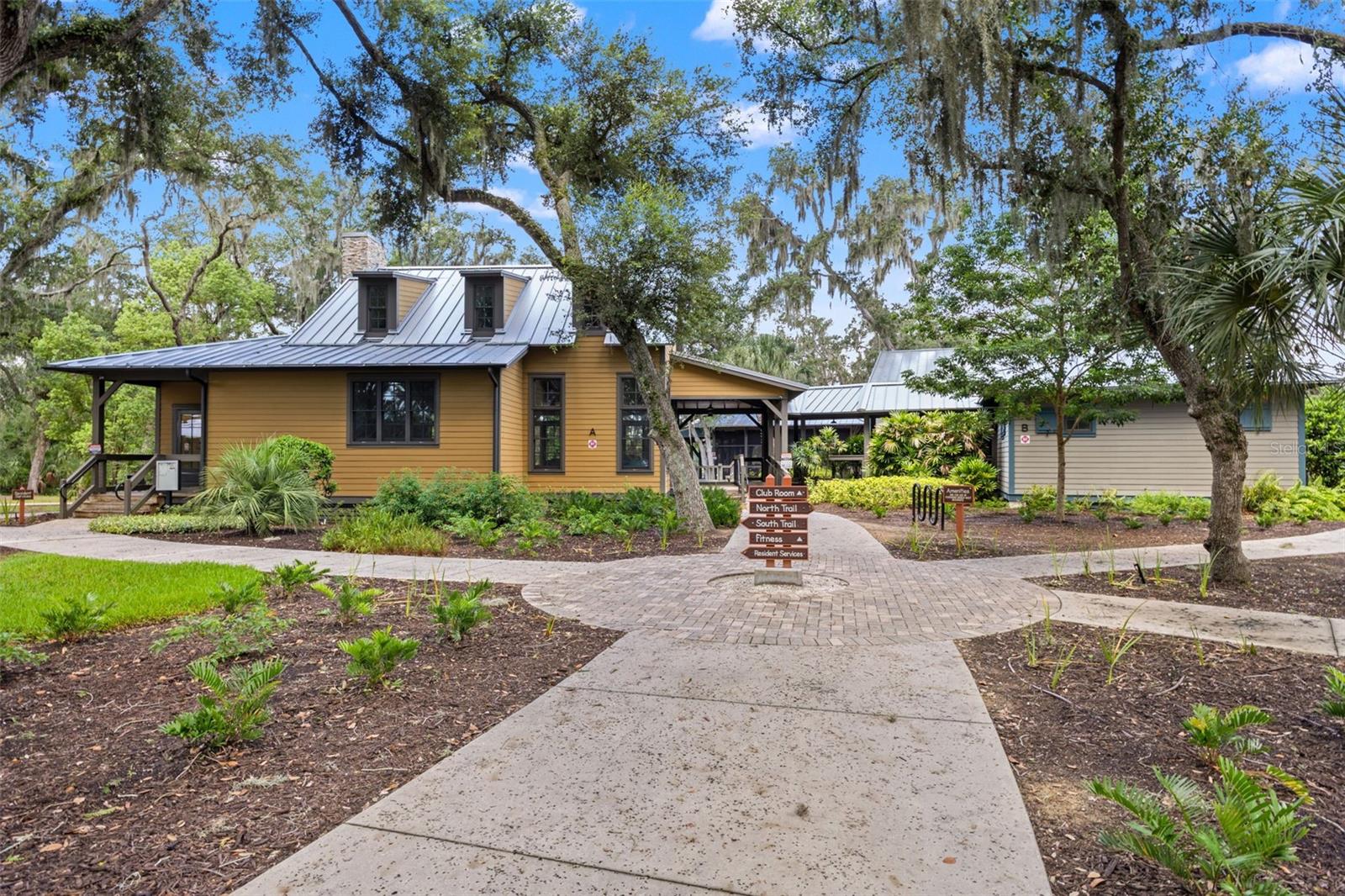 FISHHAWK RANCH WEST - Residential