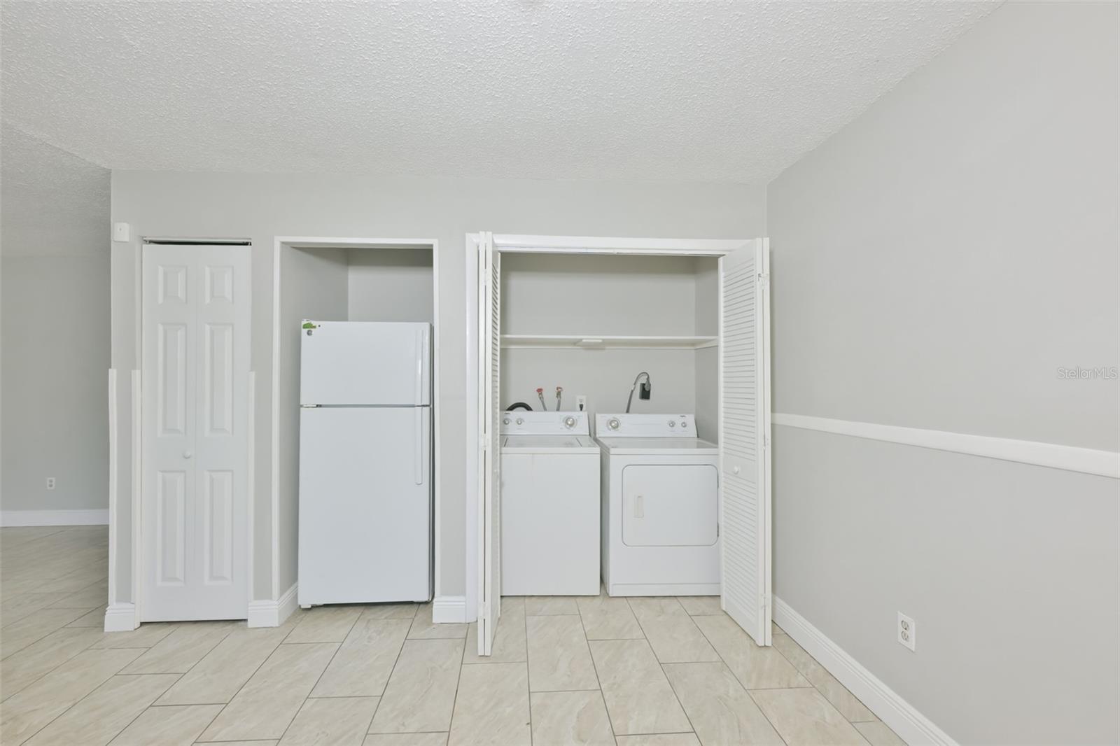 HIGH POINT - Residential Lease
