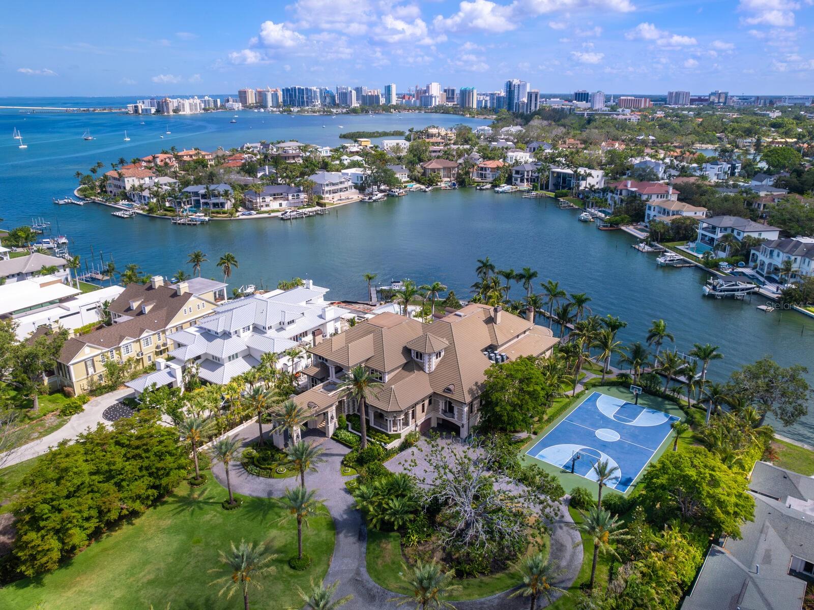 HARBOR ACRES - Land